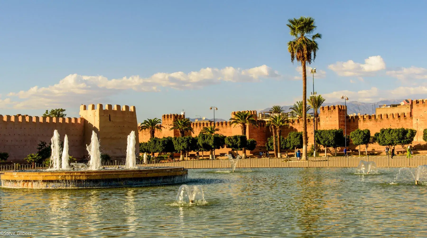 Architecture et fontaine de Taroudant
