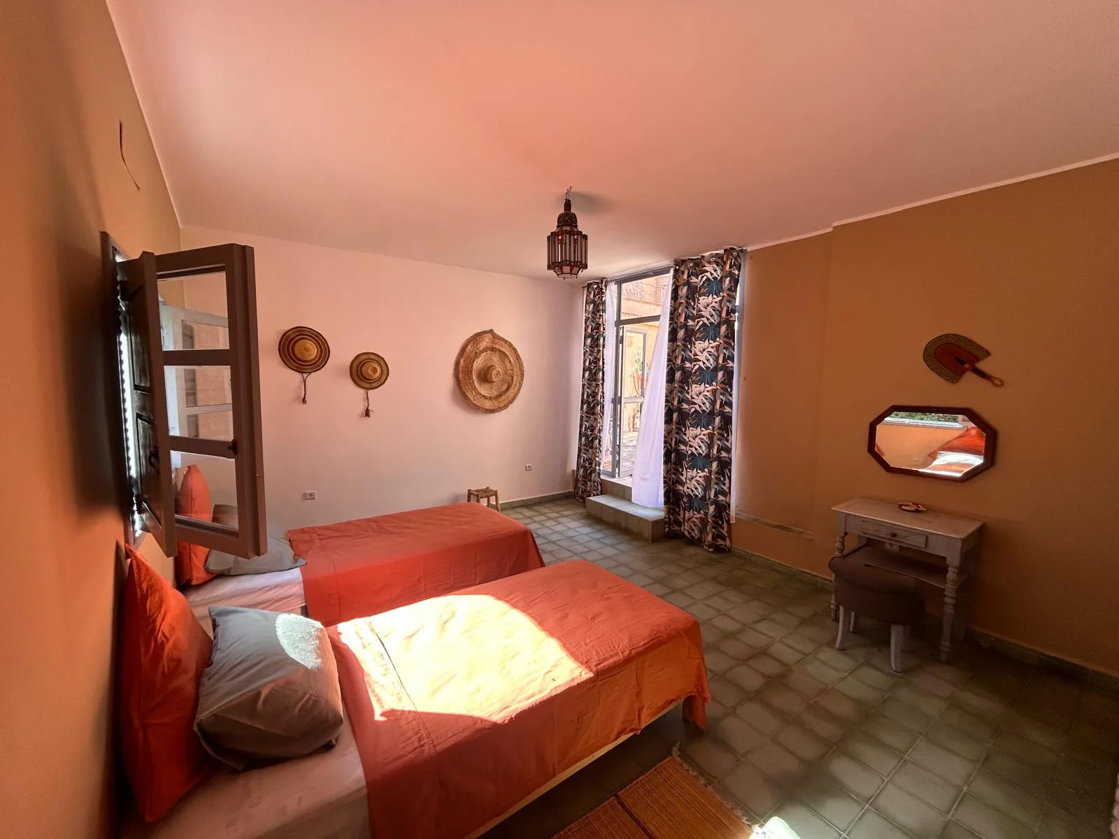 Photo de la chambre terracotta
